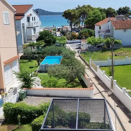 Leana Apartamento Vodice