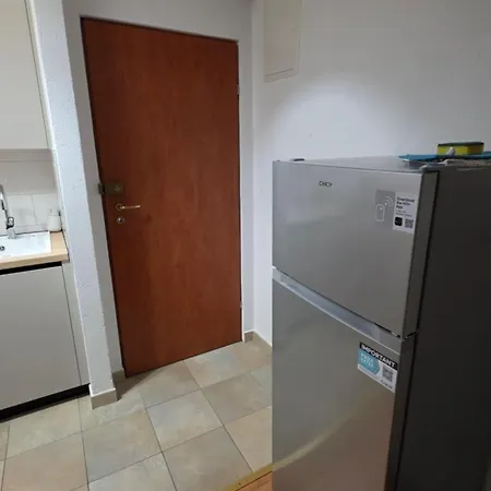 Leana Apartment *